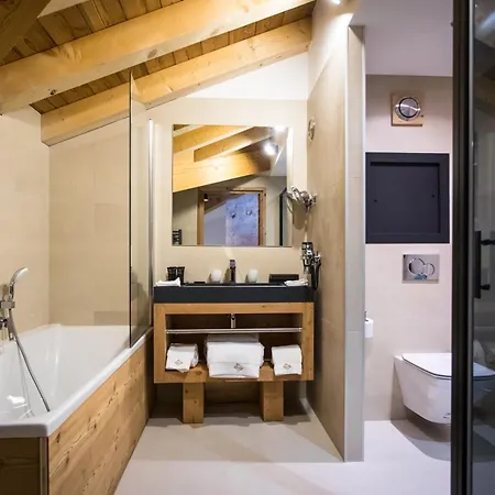 Daria-i Nor By Les Etincelles Hotel 5*