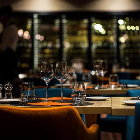 Daria-i Nor By Les Etincelles Альп-д'Юэз