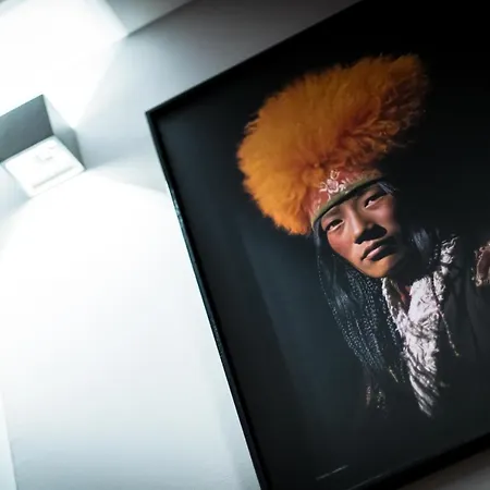 Daria-i Nor By Les Etincelles