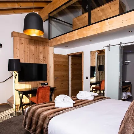 Daria-i Nor By Les Etincelles 5*